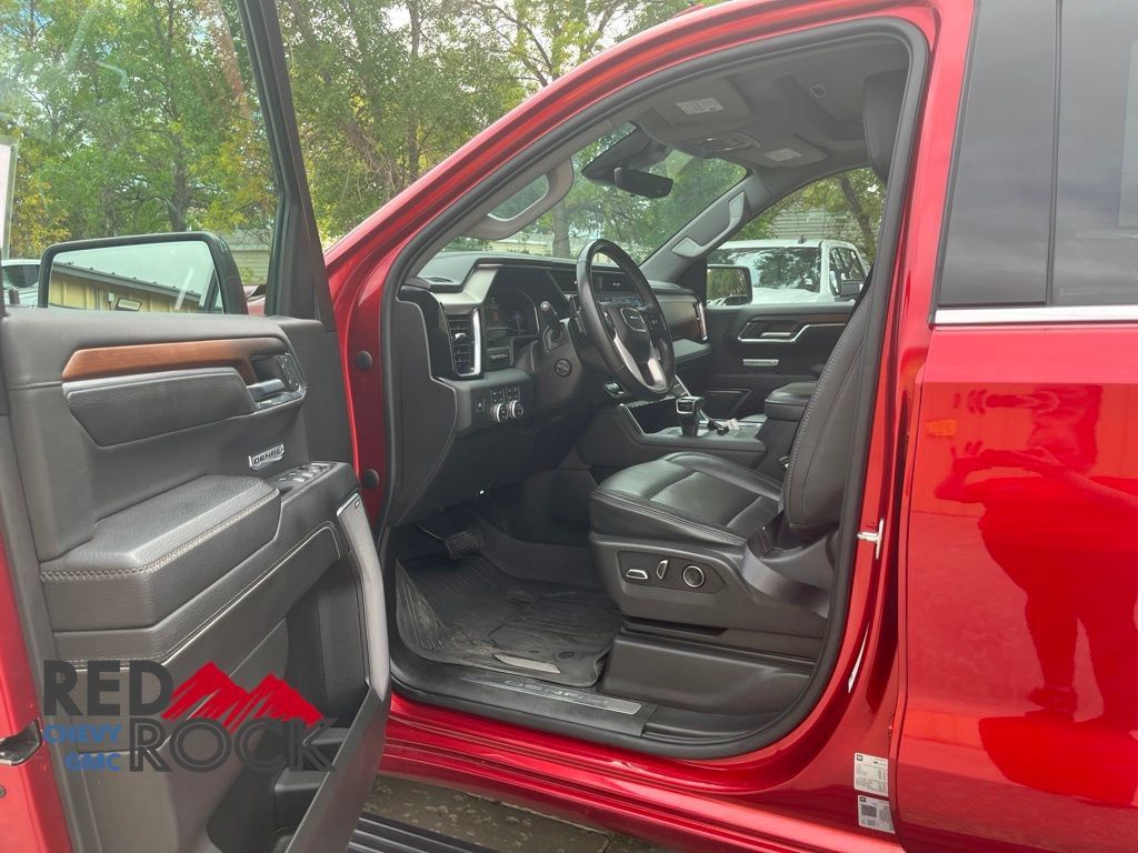 Used 2024 GMC Sierra 1500 Denali w/ Denali Reserve Package AWD/4WD image 10
