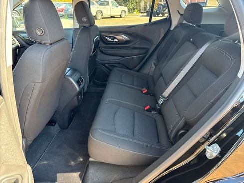 Used 2022 GMC Terrain SLE w/ Driver Convenience Package image 25