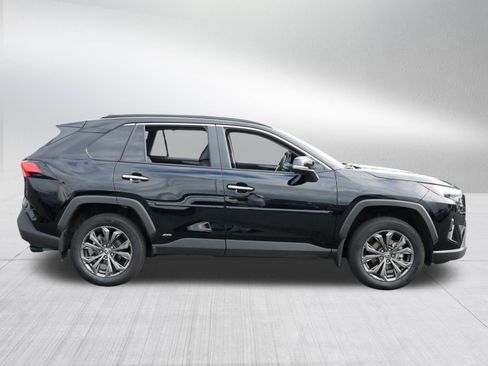 Certified 2025 Toyota RAV4 Limited w/ Advanced Technology Package AWD/4WD image 8