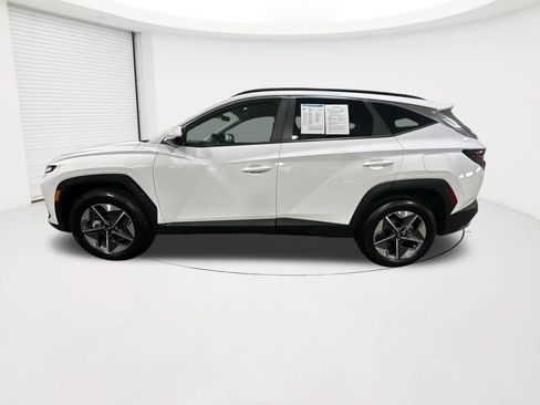 Certified 2025 Hyundai Tucson SEL AWD/4WD image 8