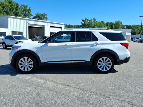 Used 2023 Ford Explorer Limited w/ Equipment Group 301A AWD/4WD image 22
