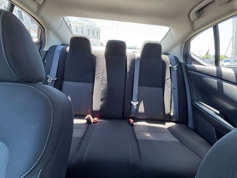 Used 2025 Nissan Sentra SV FWD image 36