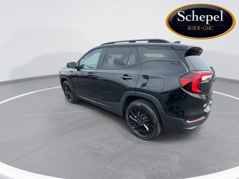 Certified 2023 GMC Terrain SLE w/ Driver Convenience Package FWD image 6