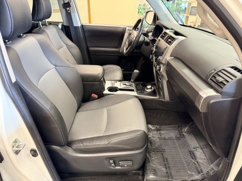 Certified 2024 Toyota 4Runner SR5 Premium w/ Moonroof Package AWD/4WD image 22