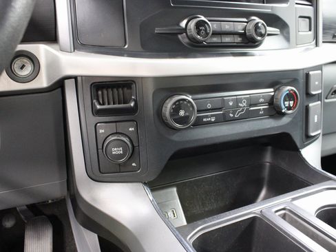 Used 2022 Ford F150 XLT image 49