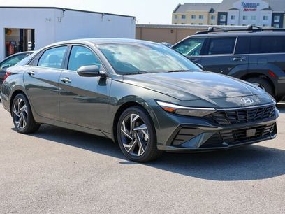 New 2025 Hyundai Elantra Limited