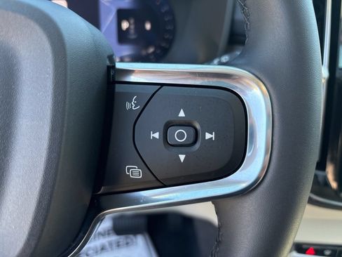 Certified 2026 Volvo XC40 B5 Plus AWD/4WD image 20