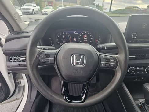 Used 2024 Honda Accord EX image 22