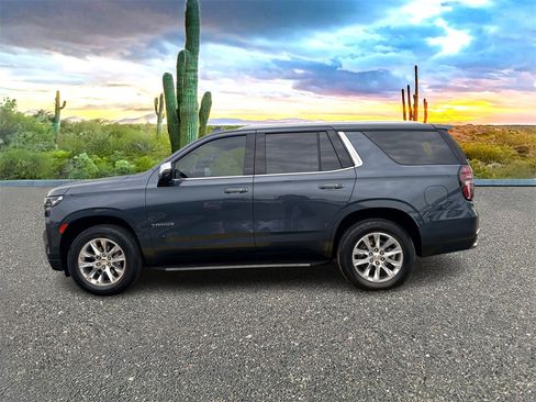 Used 2021 Chevrolet Tahoe Premier w/ Premium Package image 6