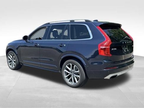 Used 2017 Volvo XC90 T6 Momentum w/ Convenience Package AWD/4WD image 3