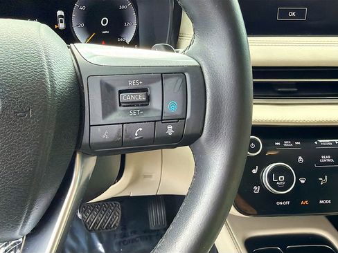 Used 2023 INFINITI QX60 Luxe w/ Performance Audio Package image 38