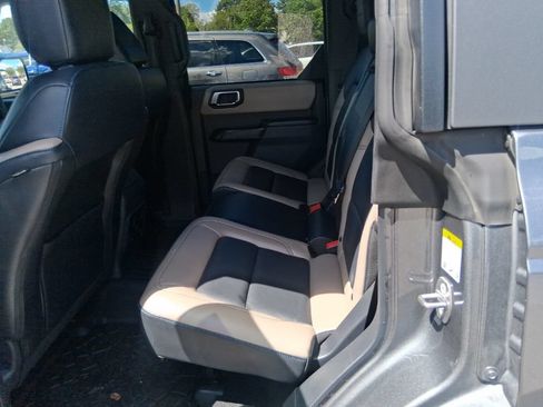 Used 2024 Ford Bronco Wildtrak AWD/4WD image 16