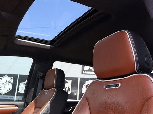 Used 2025 GMC Sierra 3500 Denali Ultimate image 19