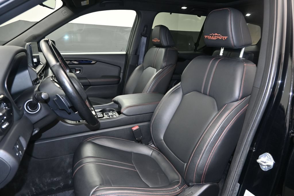 Used 2023 Honda Pilot TrailSport image 16