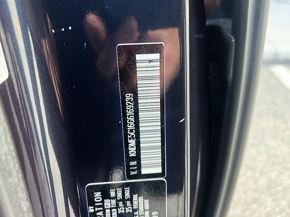 Used 2016 Kia Sedona SX Limited FWD image 19