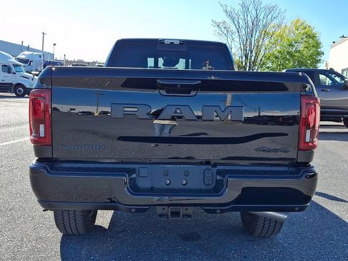 Used 2025 RAM 2500 Laramie AWD/4WD image 6