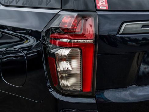 Used 2021 Chevrolet Tahoe Z71 AWD/4WD image 8