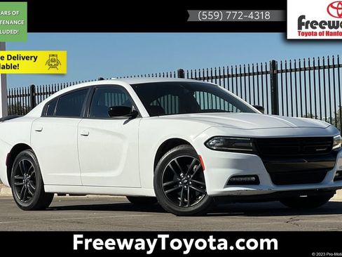 Used 2019 Dodge Charger SXT w/ Blacktop Package AWD/4WD image 1