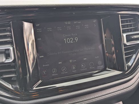 Used 2021 Dodge Durango SXT w/ 3rd Row Seating Group image 14