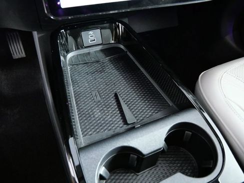 Certified 2025 Ford Mustang Mach-E Premium AWD/4WD image 23