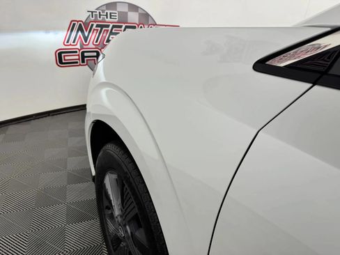 Used 2025 Nissan Murano SL AWD/4WD image 25
