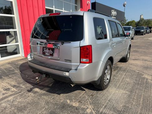 Used 2011 Honda Pilot Touring image 7