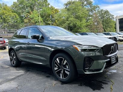 New 2026 Volvo XC60 B5 Plus w/ Protection Package Premier