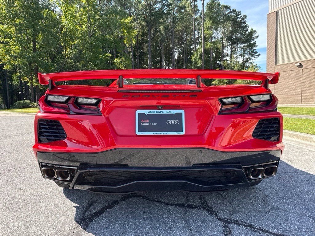 Used 2025 Chevrolet Corvette Stingray Coupe w/ Z51 Performance Package RWD image 15
