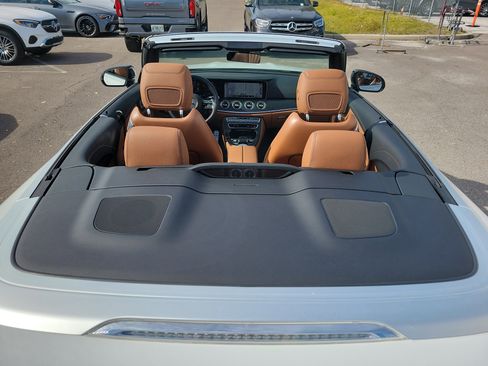 Used 2023 Mercedes-Benz E 450 Cabriolet image 33