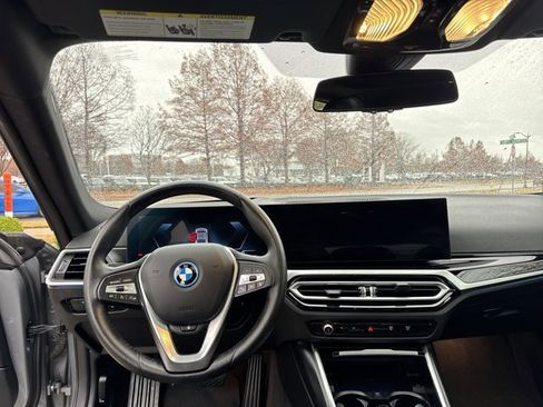 Certified 2024 BMW i4 xDrive40i image 12