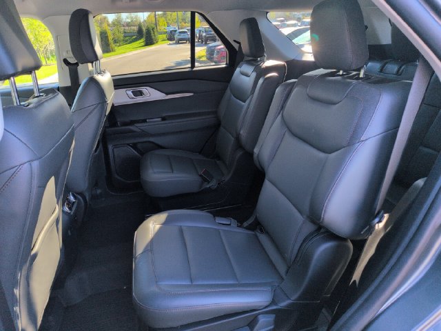 Certified 2025 Ford Explorer Active w/ Active Comfort Package AWD/4WD image 23