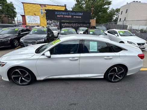 Used 2020 Honda Accord Sport image 11