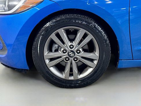 Used 2017 Hyundai Elantra Value Edition w/ Cargo Package image 38