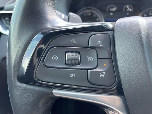 Used 2024 Buick Enclave Essence w/ Sport Touring Edition FWD image 17
