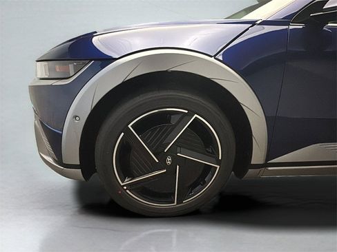 New 2026 Hyundai Ioniq 5 Limited image 3