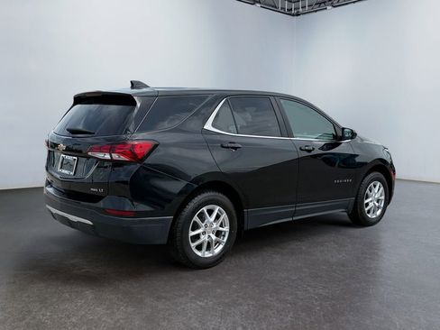 Used 2022 Chevrolet Equinox LT AWD/4WD image 3