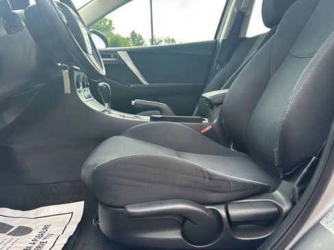 Used 2010 MAZDA MAZDA3 s Sport FWD image 17