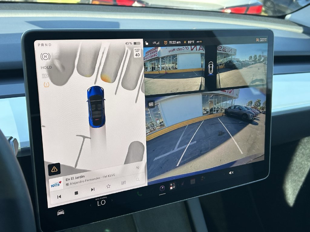 Used 2023 Tesla Model Y AWD image 27