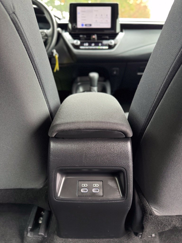 Used 2025 Toyota Corolla LE FWD image 23