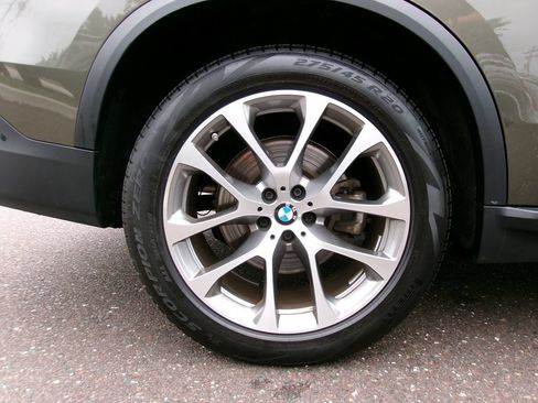 Used 2026 BMW X5 xDrive40i w/ Premium Package AWD/4WD image 16