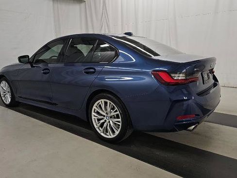 Used 2023 BMW 330i xDrive Sedan w/ Premium Package image 4