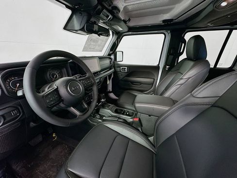 New 2026 Jeep Gladiator Sport AWD/4WD image 21