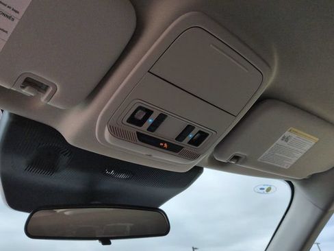 New 2026 Ford Explorer Active RWD image 21