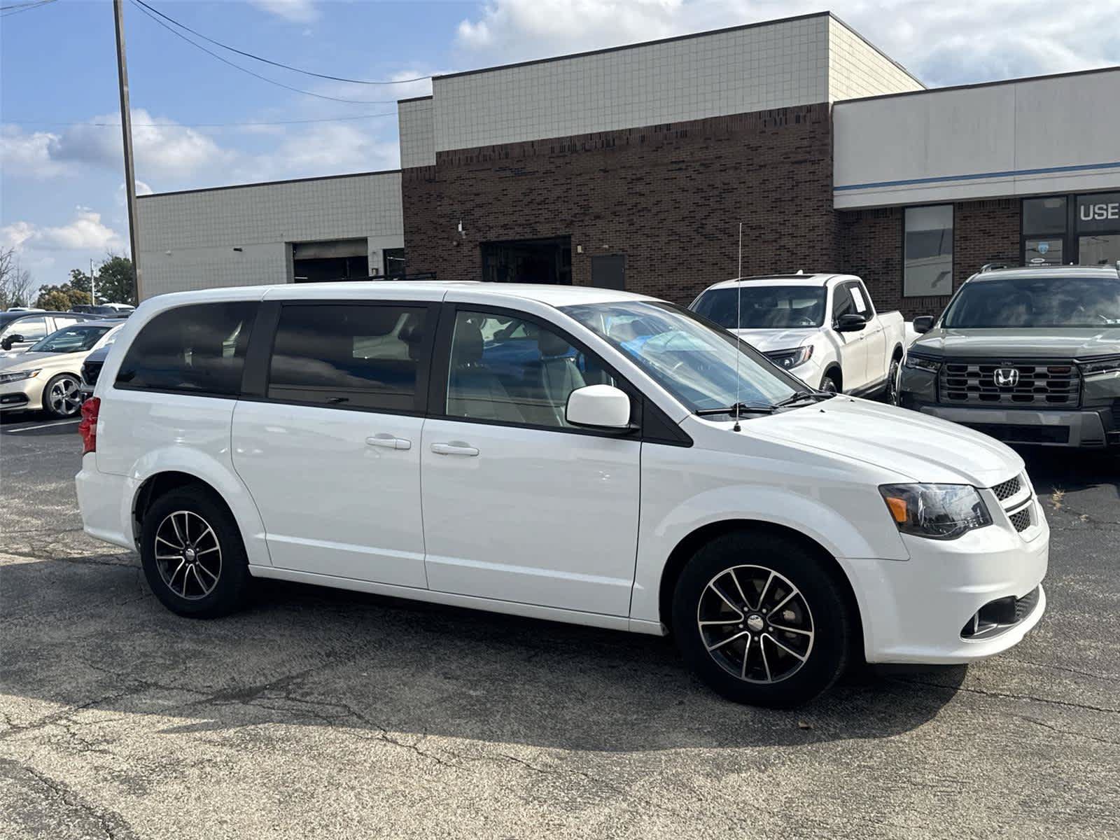 Used 2019 Dodge Grand Caravan GT FWD image 6