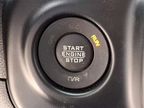 Used 2021 Jeep Wrangler Unlimited Rubicon image 26