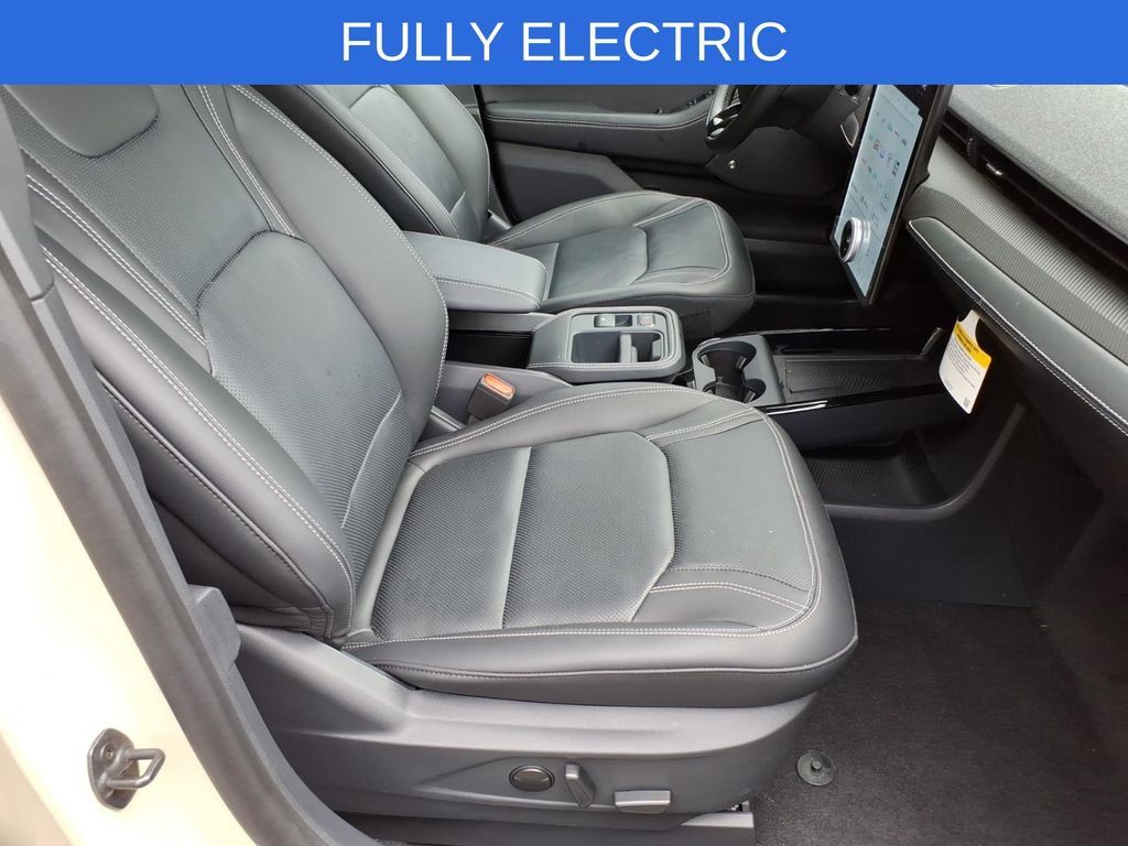 Used 2025 Ford Mustang Mach-E Premium RWD image 8