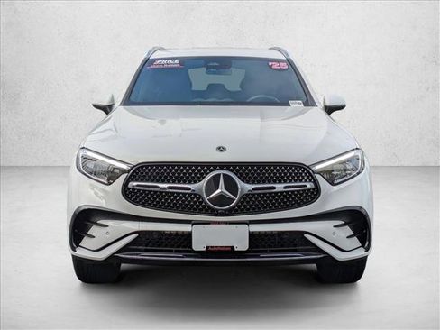 Certified 2025 Mercedes-Benz GLC 350e 4MATIC image 2