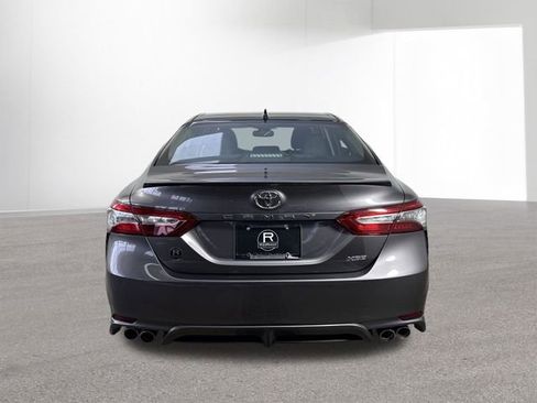 Used 2019 Toyota Camry XSE FWD image 33