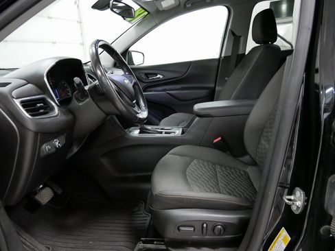 Used 2018 Chevrolet Equinox LT image 10