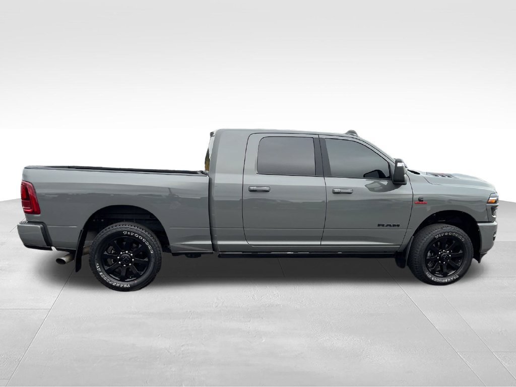 Used 2026 RAM 2500 Laramie AWD/4WD image 6